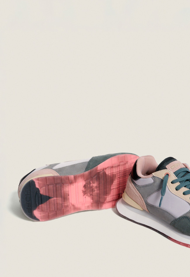 Zapatilla HOFF City Seoul para mujer con detalles retro y corte en piel