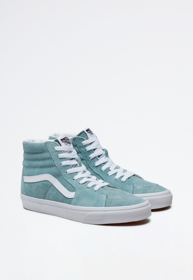 Deportivo de mujer verde VANS sk8-hi pig suede gray mist