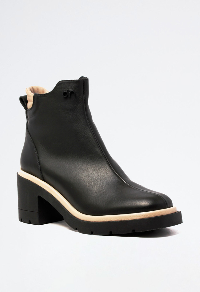 Botín piel tacón de mujer negro Doralatina 53032