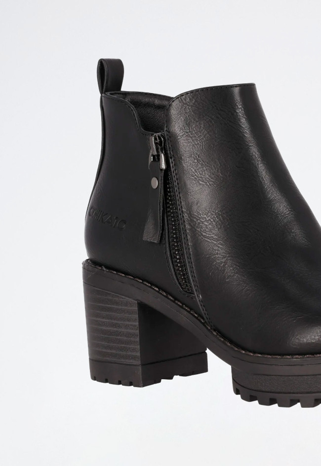 Botín tacón piel vegana de mujer negro Chika 10 pilar 21