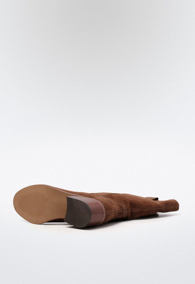 Bota de mujer campera de piel marrón con tacón medio y estilo atemporal | GLO Davinia