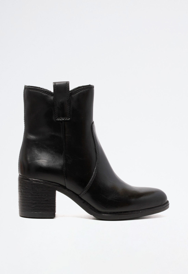 Botín campero piel de mujer negro Mjus l49202