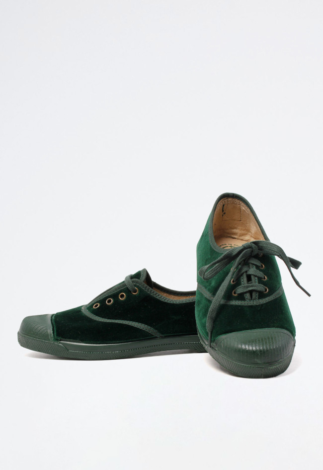 Deportivo de mujer verde Natural World 130