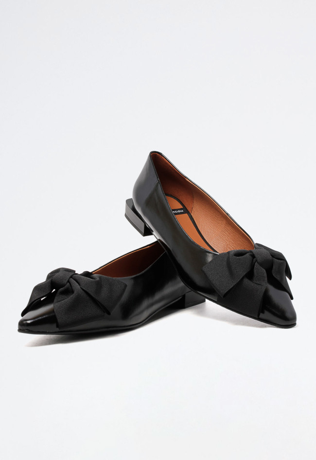 Zapato bailarina con lazo de mujer negro Alarcón 24631-530b