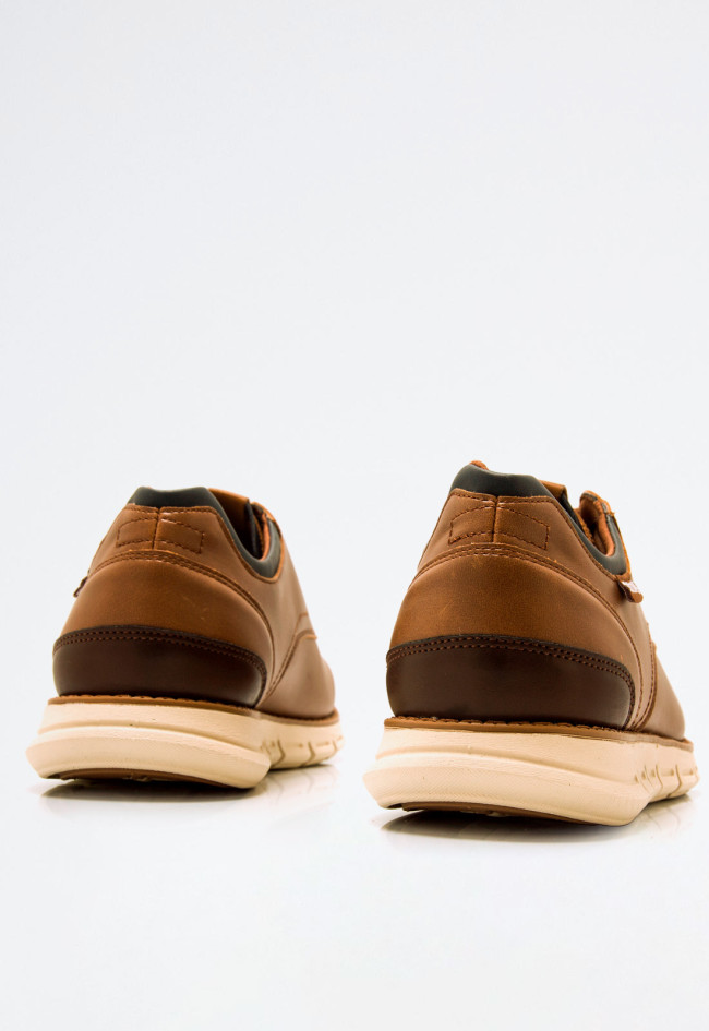 Deportivo de hombre cuero Mustang 84683