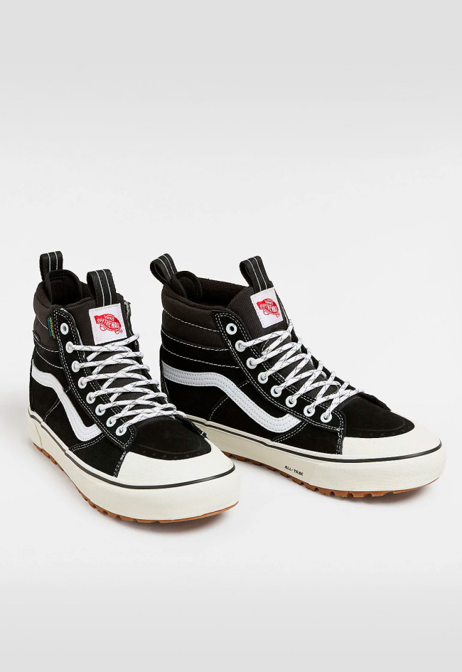 Deportivo de mujer negro VANS mte sk8-hi waterproof black/true white