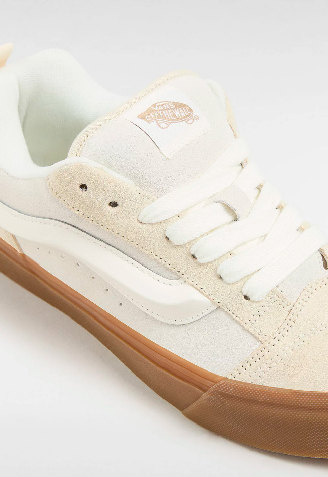 Deportivo de mujer beige VANS knu skool marshmallow/light gum