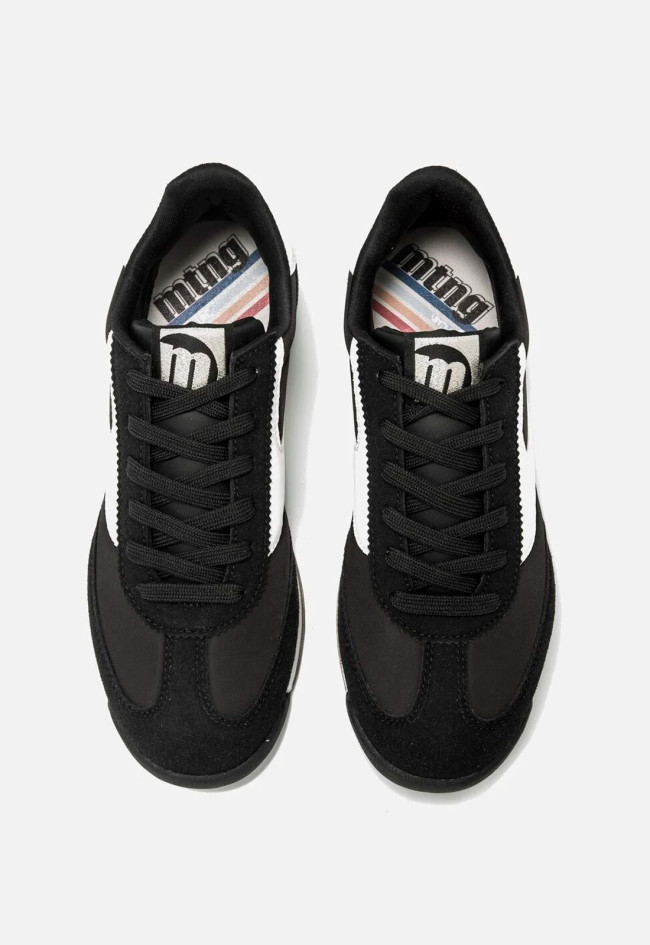 Deportivo de mujer negro Mustang 60858