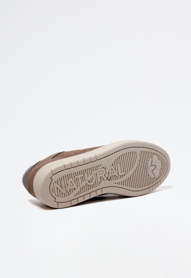 Deportivo de hombre gris Natural World 6740