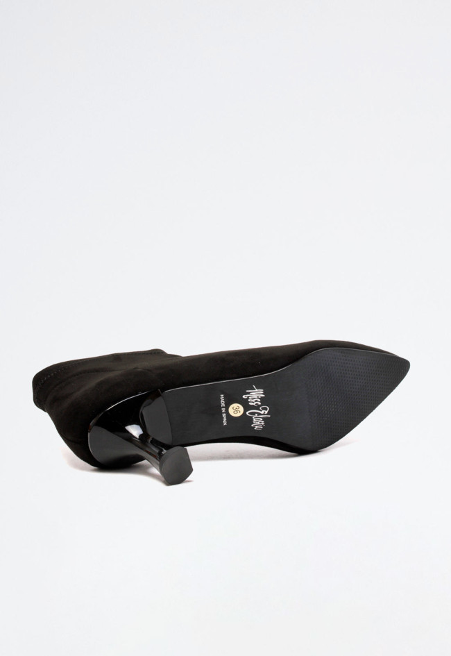 Botín tacón de mujer negro MISS ELASTIC 77035-ae-05