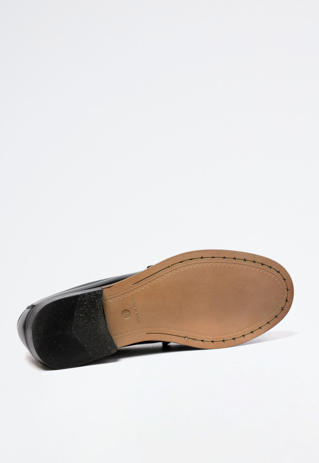 Zapato mocasín de mujer negro Benson 84748