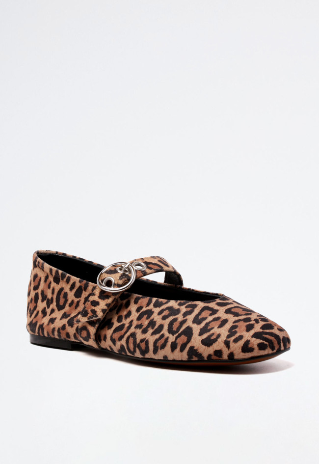 Zapato bailarina de mujer leopardo VAS 9680