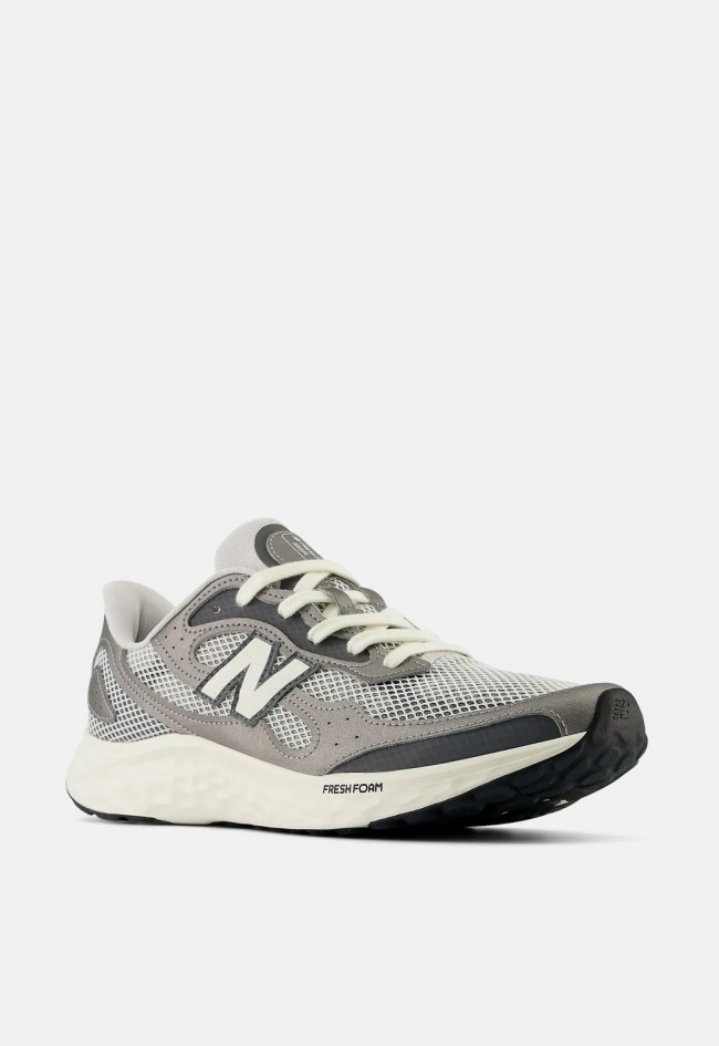 Deportivo de hombre gris New Balance maristg4