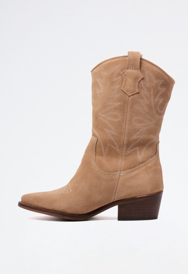Bota cowboy en piel bordadas de mujer Glo 6600 color taupe con elegancia western