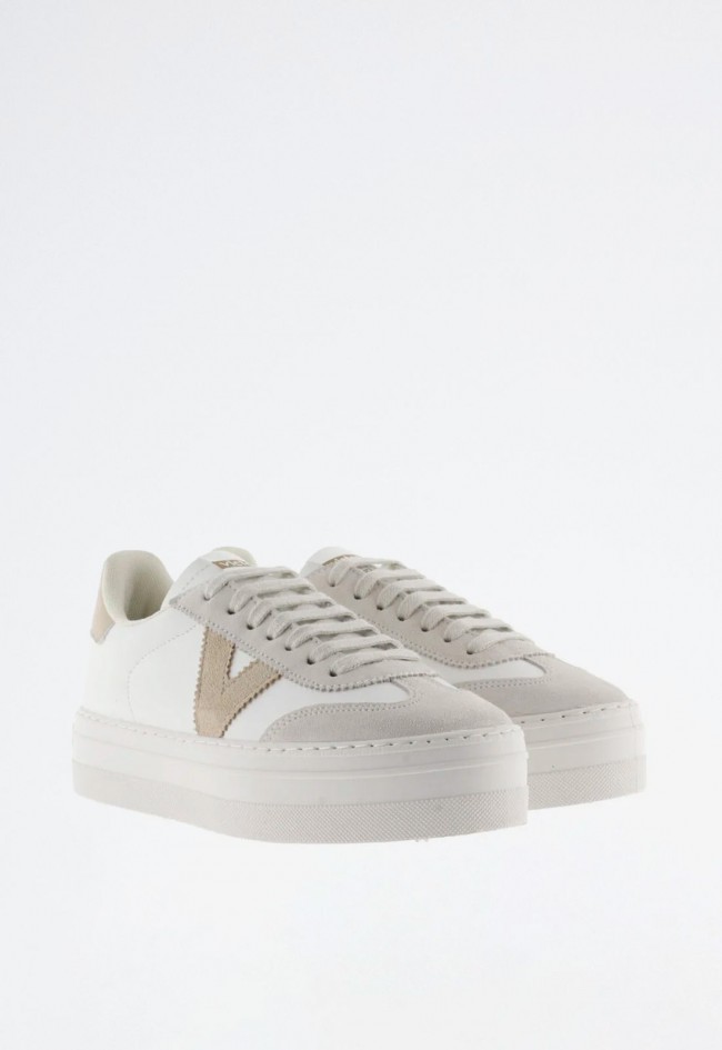 Zapatilla blanca de mujer con plataforma y corte ciclista – sostenible y fabricada en España | VICTORIA Barcelona