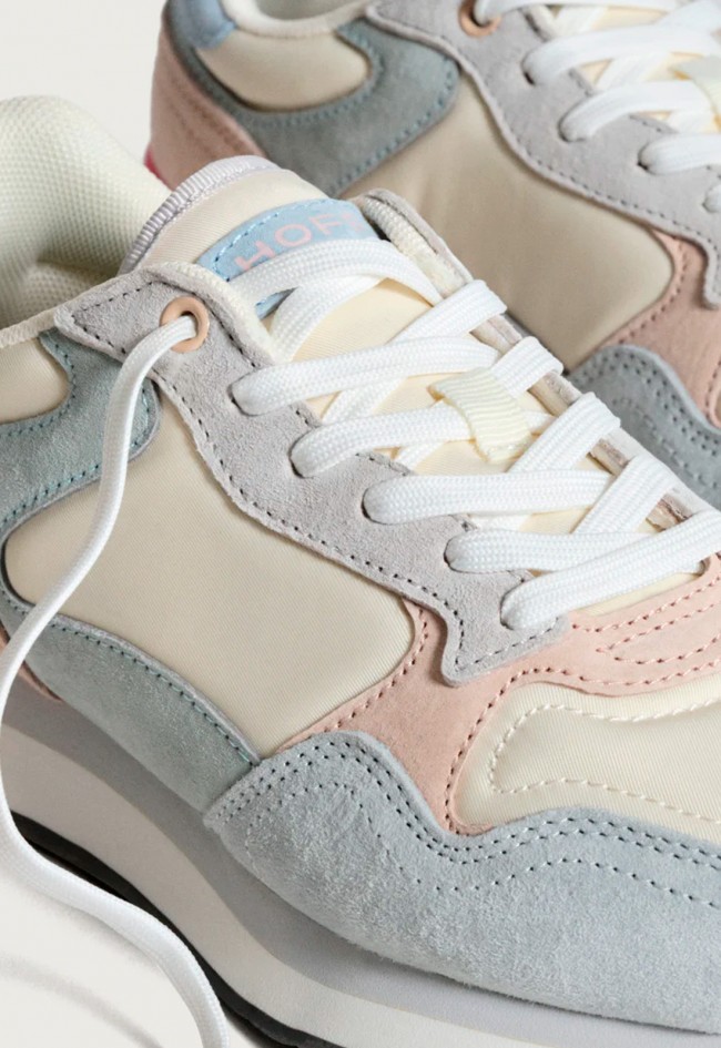 Deportivo de mujer beige Hoff city st barbara