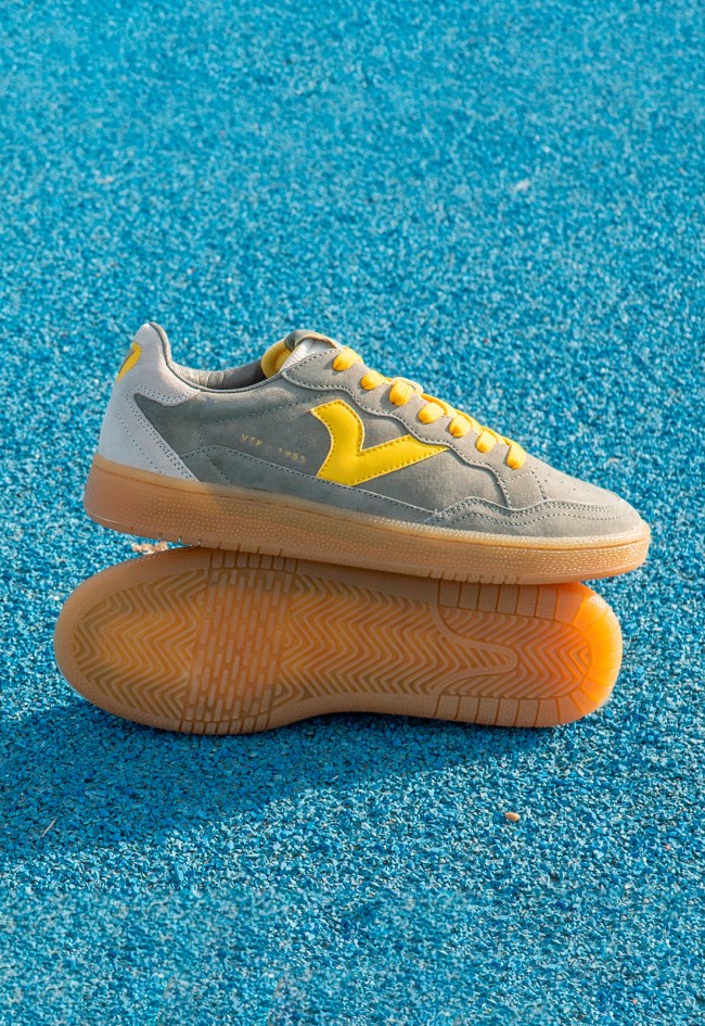 Deportivo de hombre kaki Victoria SMASH SUEDE COLOR 8806107