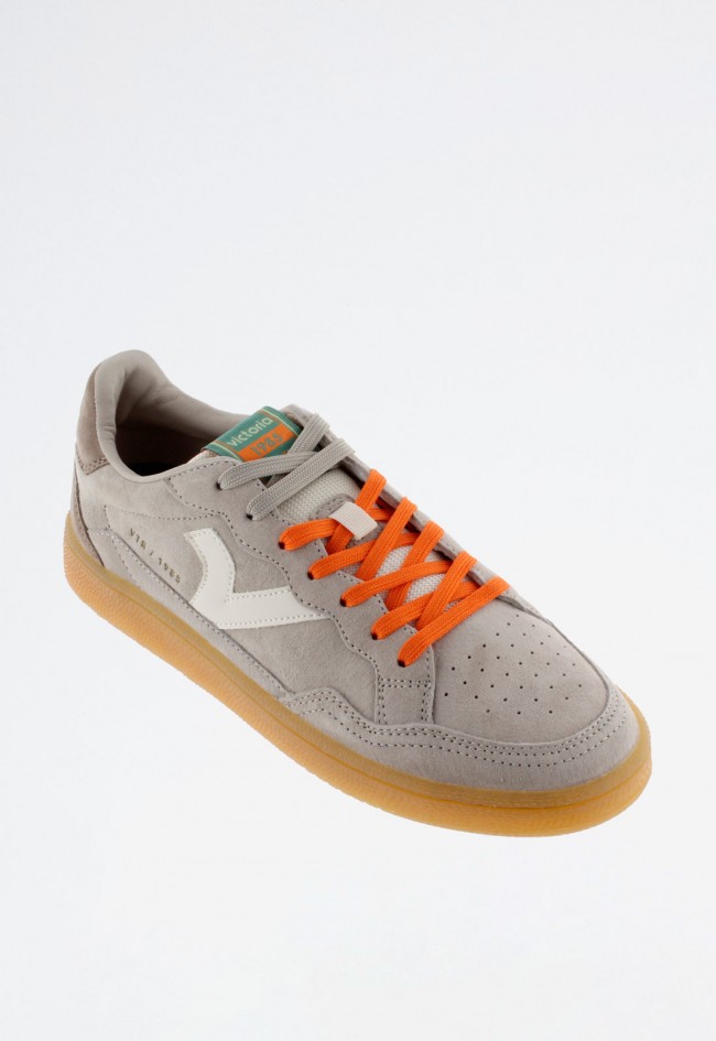 Deportivo de hombre taupe Victoria SMASH SUEDE COLOR 8806107