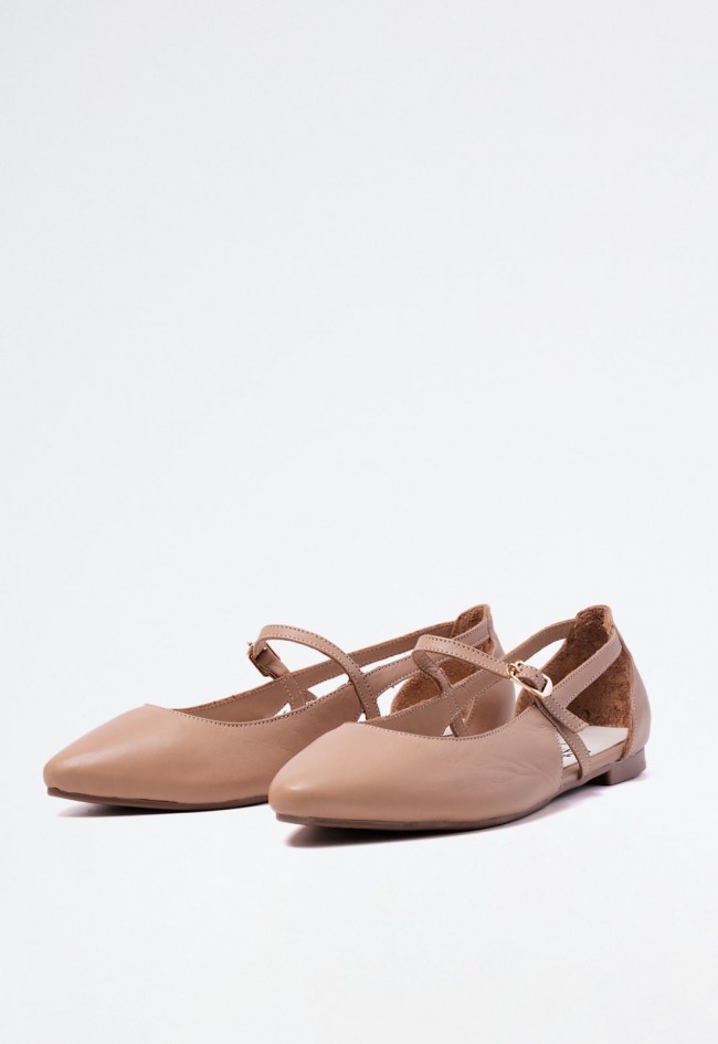 Bailarina plana de mujer en piel crema con tira y hebilla – en tendencia y diseño cómodo | TOP3 25335