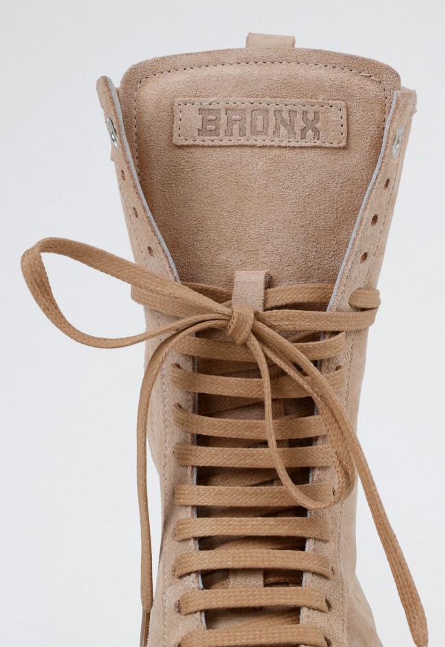 Bota de mujer beige Bronx 47639-c
