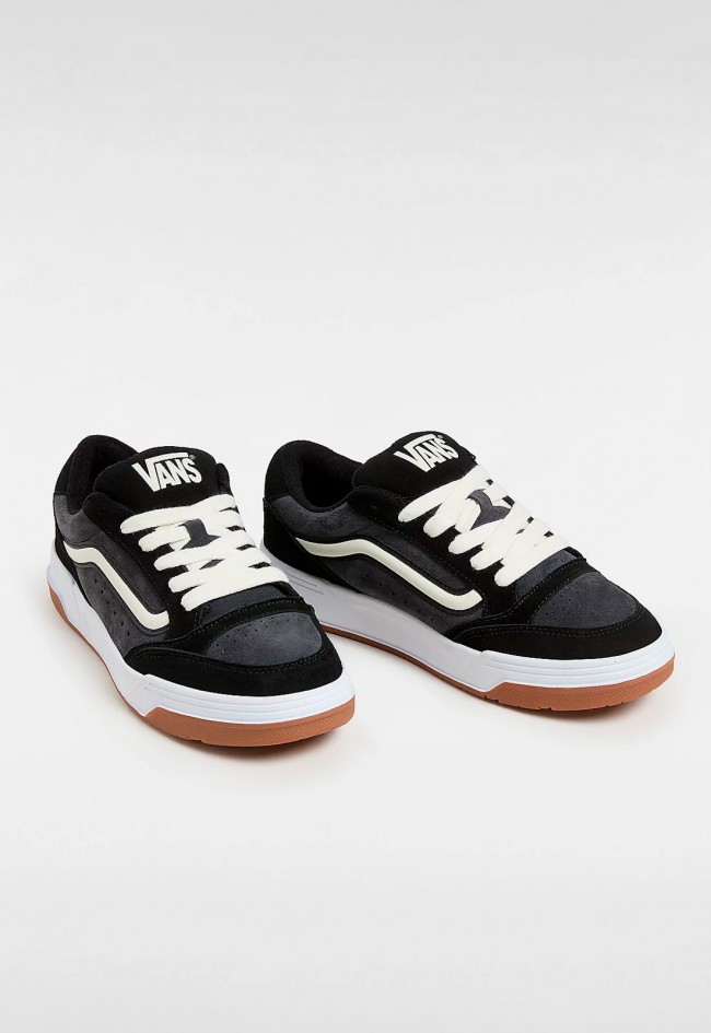 Deportivo de mujer negro VANS hylane