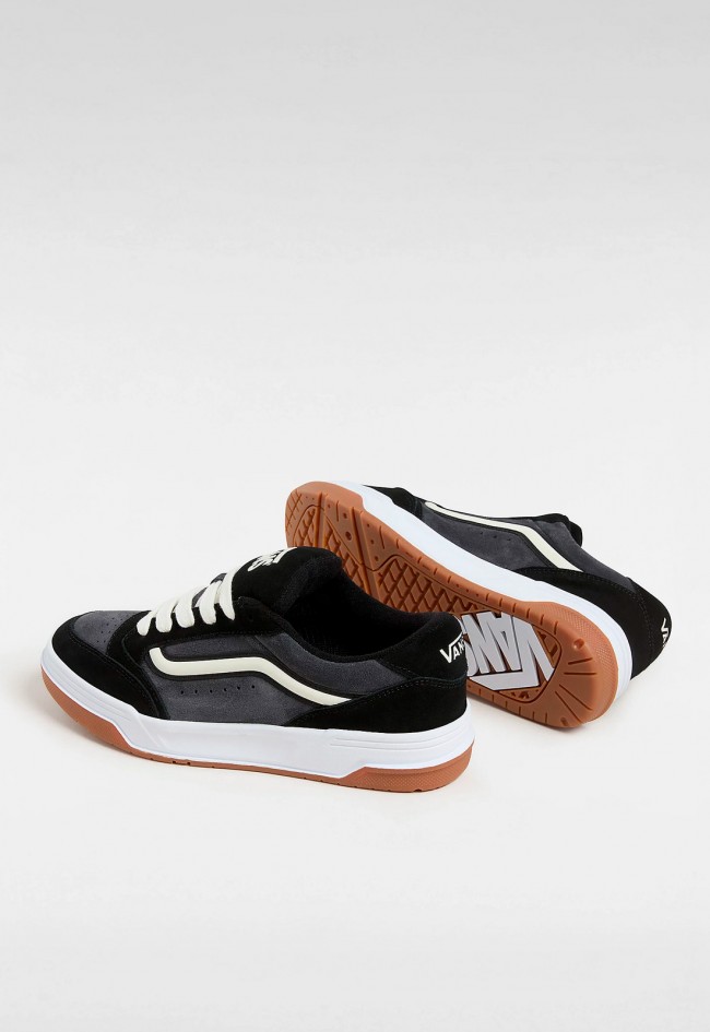 Deportivo de mujer negro VANS hylane