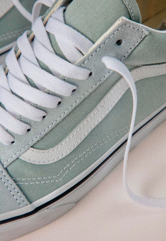 Deportivo de mujer agua VANS old skool