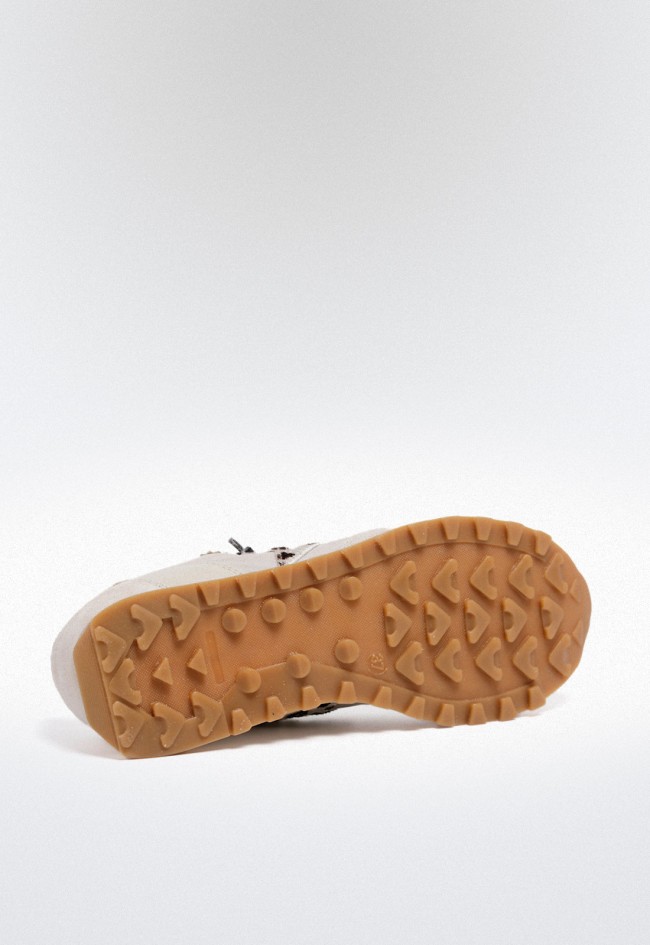 Deportivo de mujer en piel y textil color arena – diseño actual y máxima comodidad | CETTI C-1259