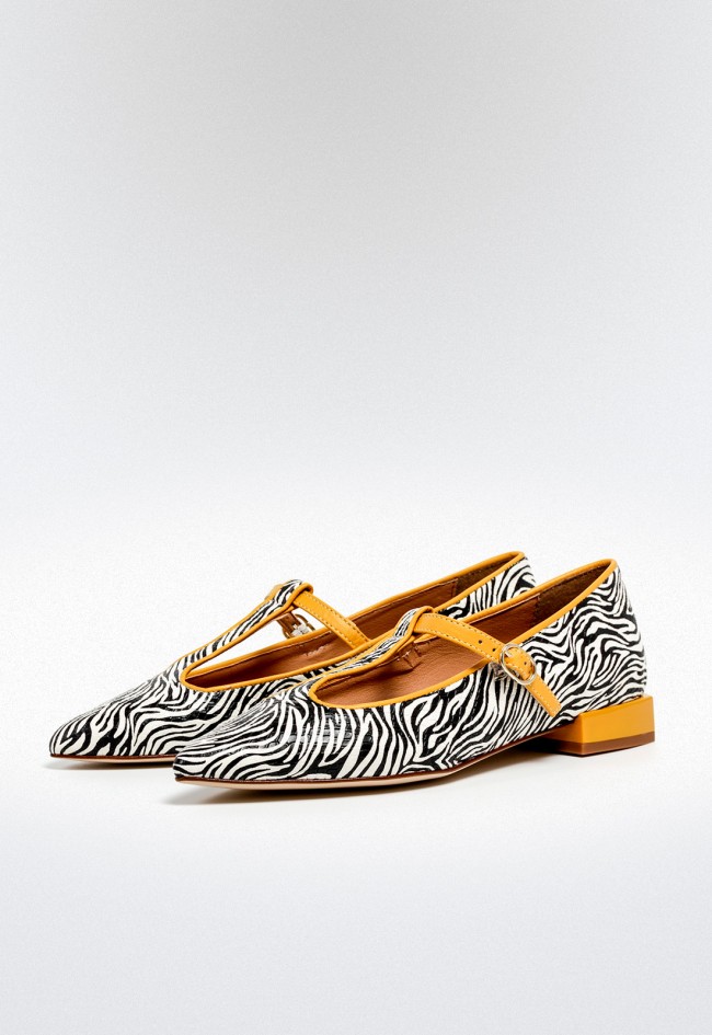 Zapato estilo bailarina de mujer cebra Glo betty