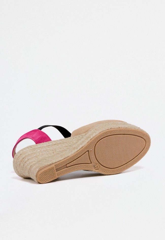 Sandalia de cuña en esparto con doble cinta cruzada en piel y textil para mujer | Diseño veraniego y cómodo beige Shiny 6013