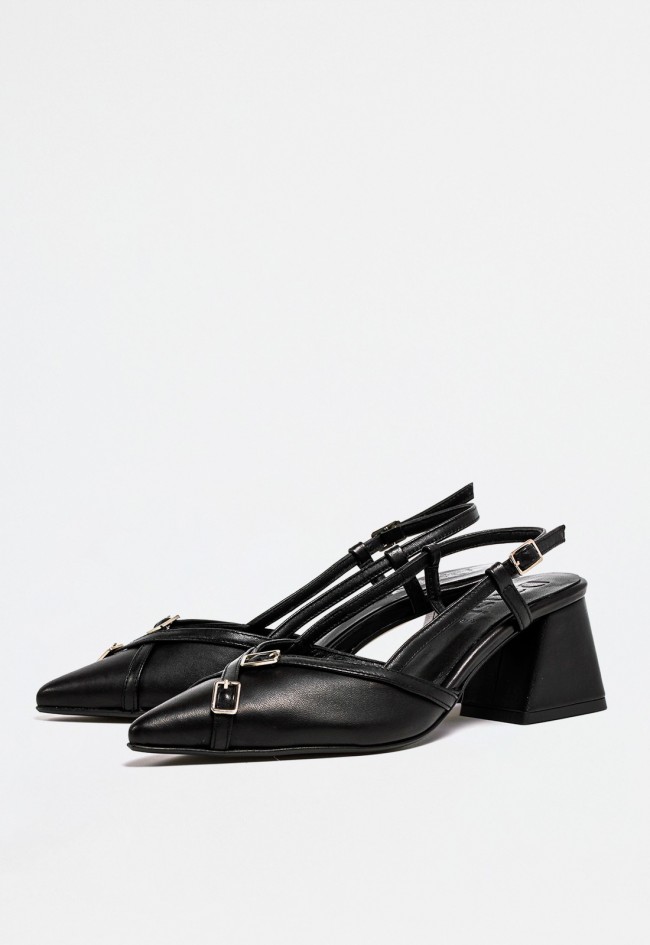 Zapato destalonado de mujer negro Dansi 7421