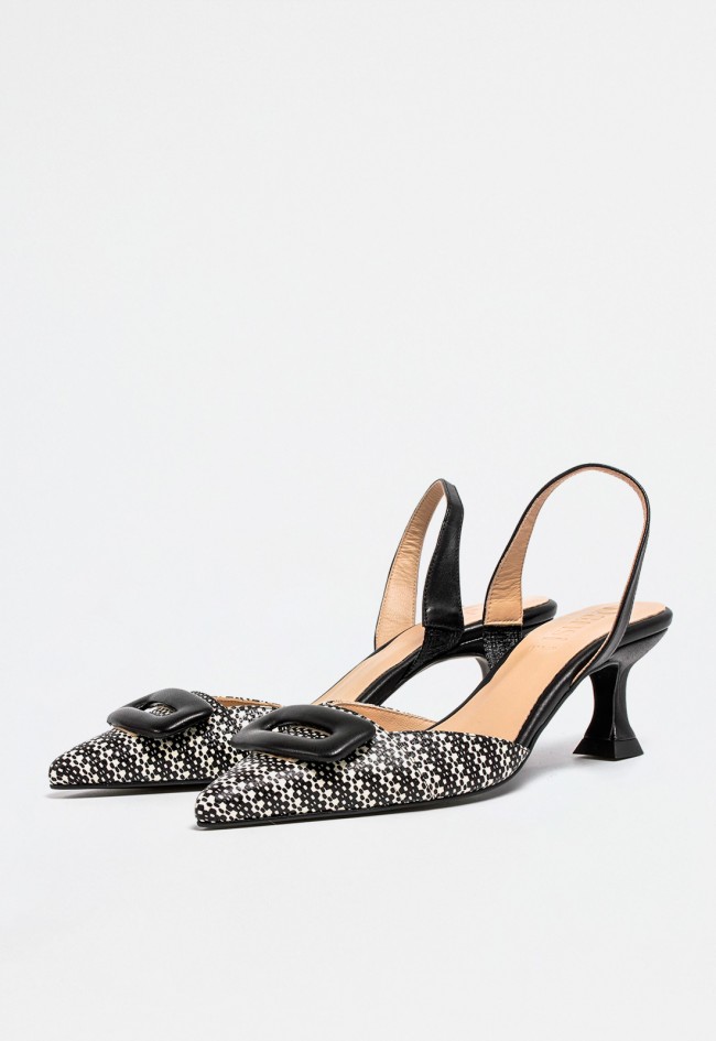 Zapato destalonado de mujer negro Dansi 7415