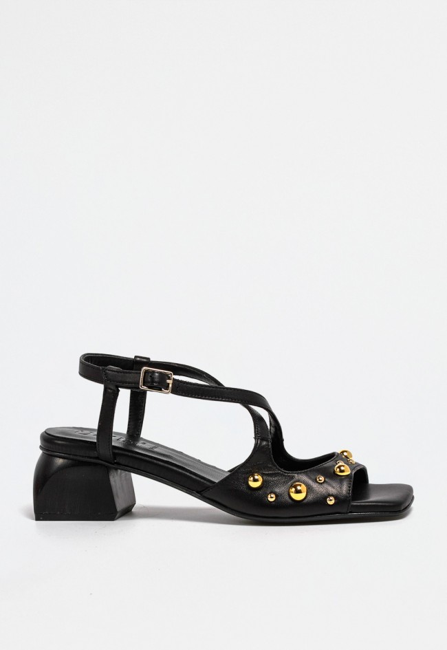 Sandalia tachas de mujer negro Dansi 7456