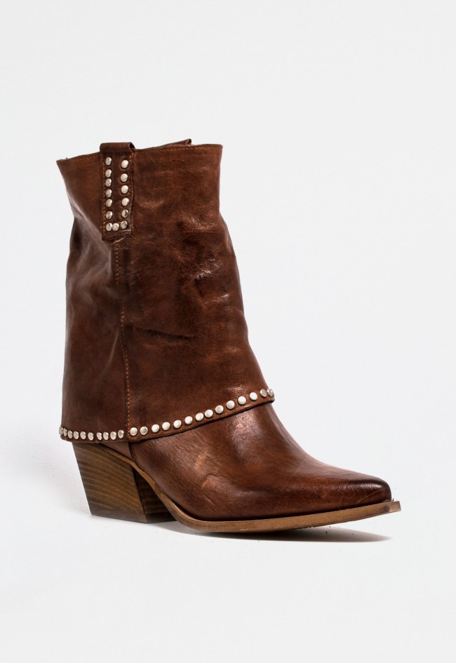 Botín cowboy de mujer en piel cuero con polaina y tachas – estilo western con tacón alto | CHINI EQUIPE tex3000