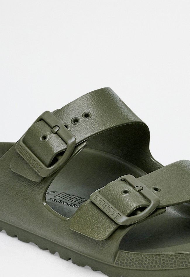 Sandalia de hombre kaki Birkenstock arizona essentials eva