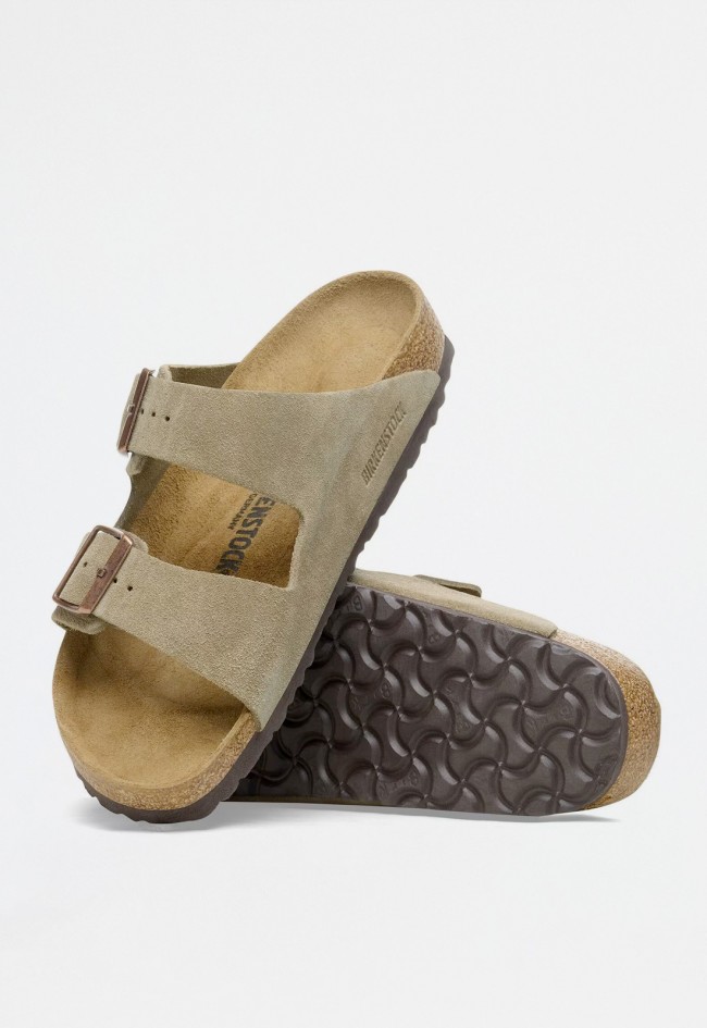 Sandalia de mujer taupe Birkenstock arizona sfb leve