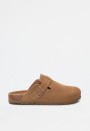 Zueco de mujer en serraje camel – cómodo, en tendencia y para todo el año | VAS 142871