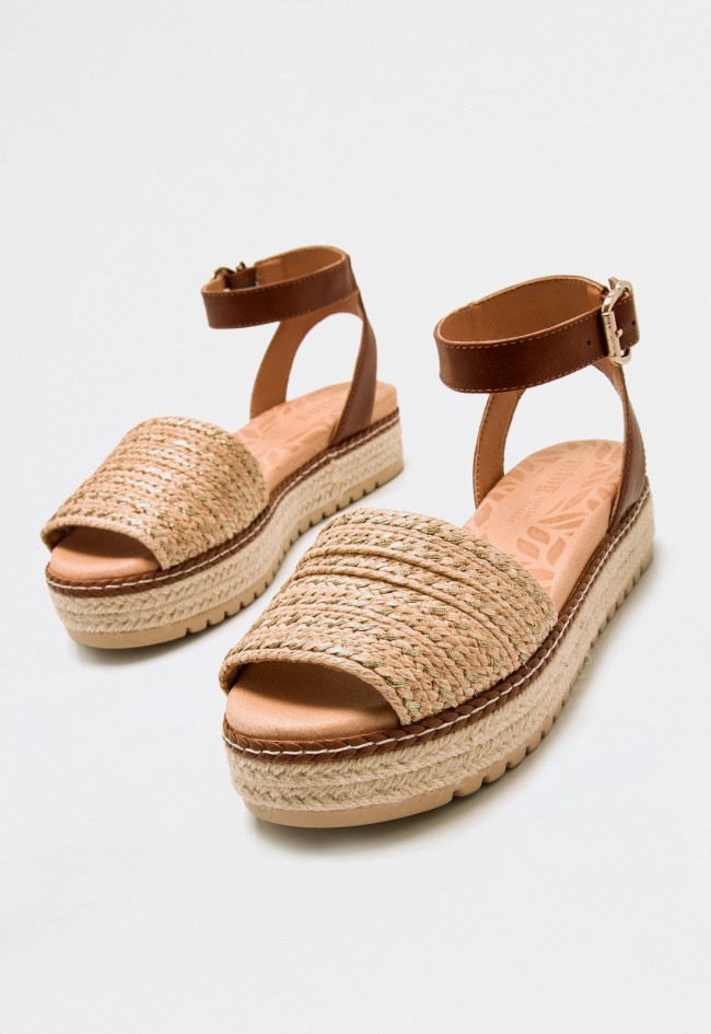 Sandalia esparto de mujer arena Mustang 53344