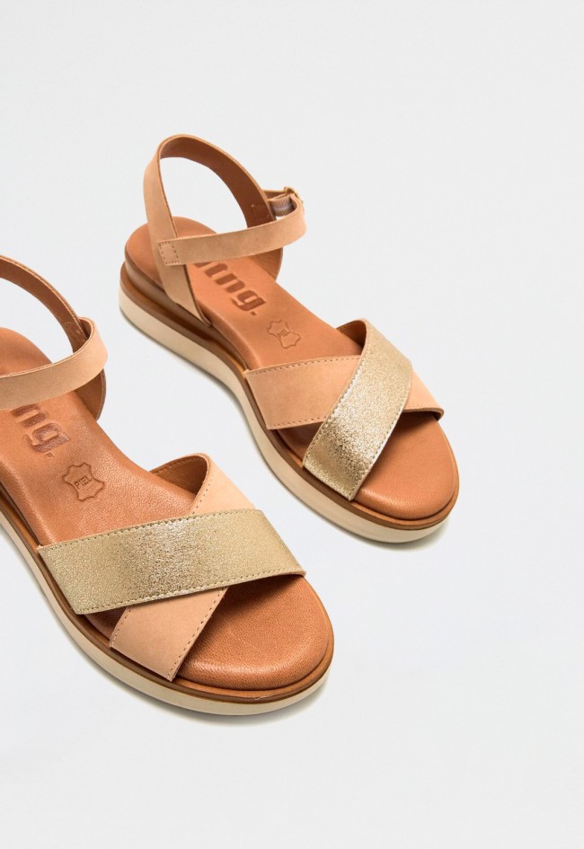 Sandalia de mujer oro Mustang 54530