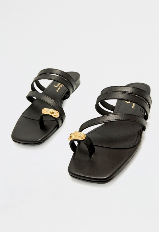 Sandalia tiras de mujer negro Mustang 54912
