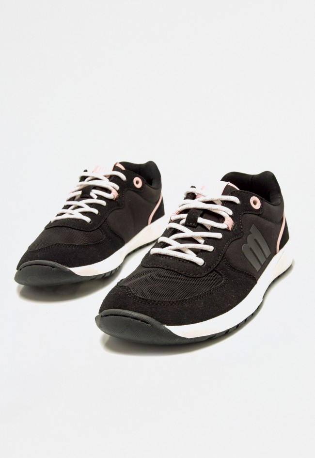 Deportivo barefoot de mujer negro Mustang FREE APOLO 60857