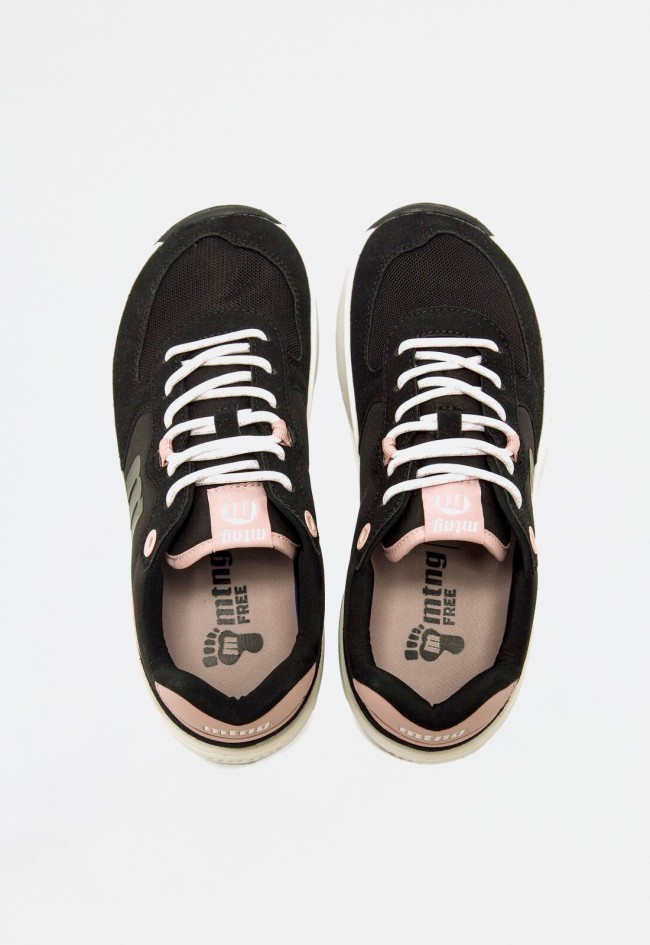 Deportivo barefoot de mujer negro Mustang FREE APOLO 60857
