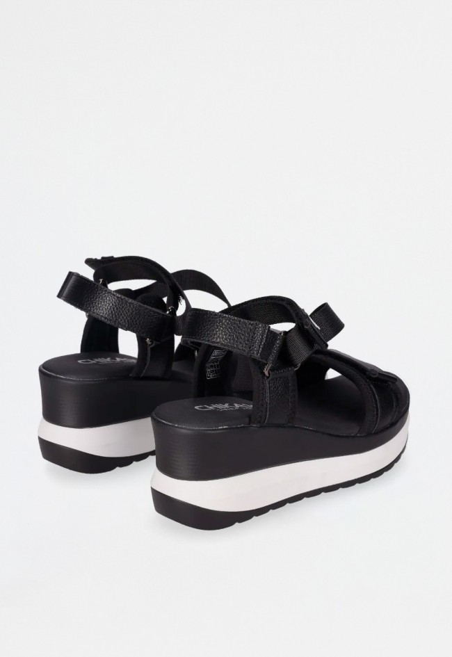 Sandalia cuña deportiva de mujer negro Chika 10 roco 07