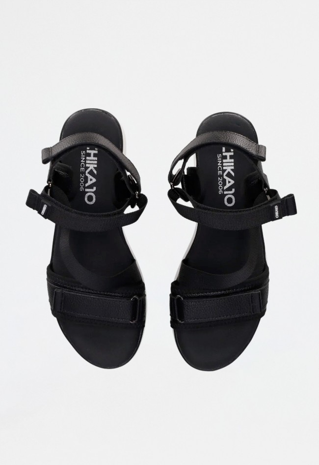 Sandalia cuña deportiva de mujer negro Chika 10 roco 07