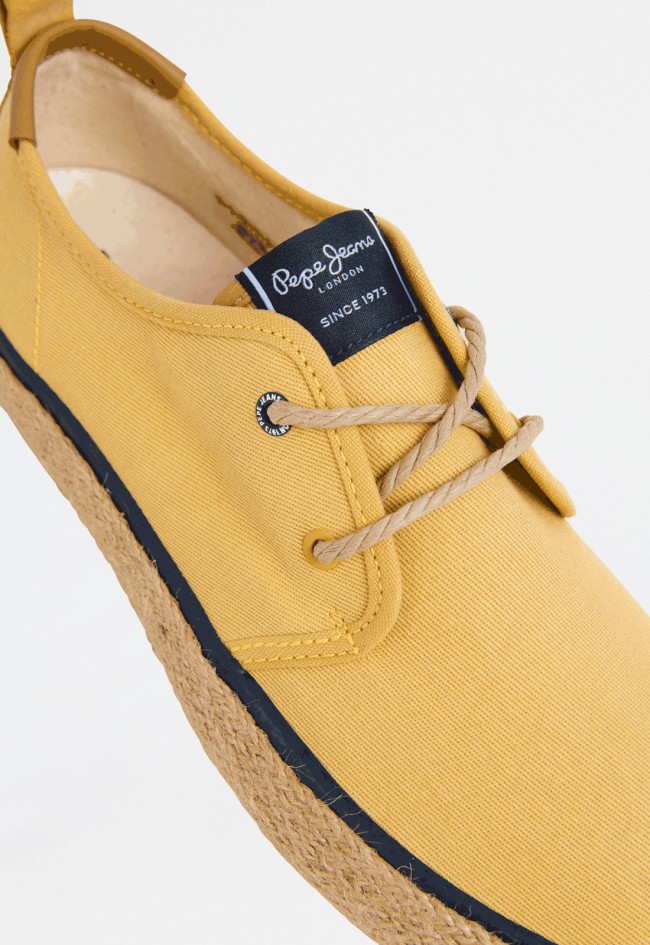 Alpargata de hombre mostaza Pepe Jeans pms10332