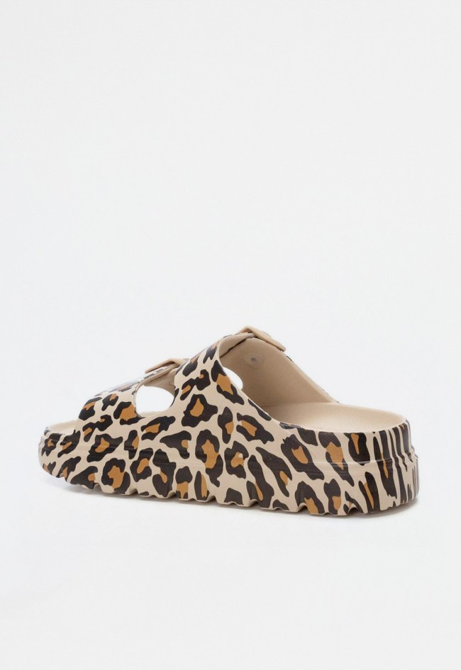 Sandalia hebillas de mujer leopardo Xti 142550