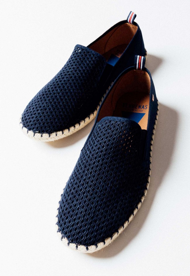 Alpargata de hombre en textil micro perforado marino con suela de yute y goma | Fabricada en España | Verbenas Tom