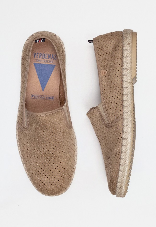 Alpargata de hombre en textil micro perforado color roble con suela de yute y goma | Fabricada en España | Verbenas Tom