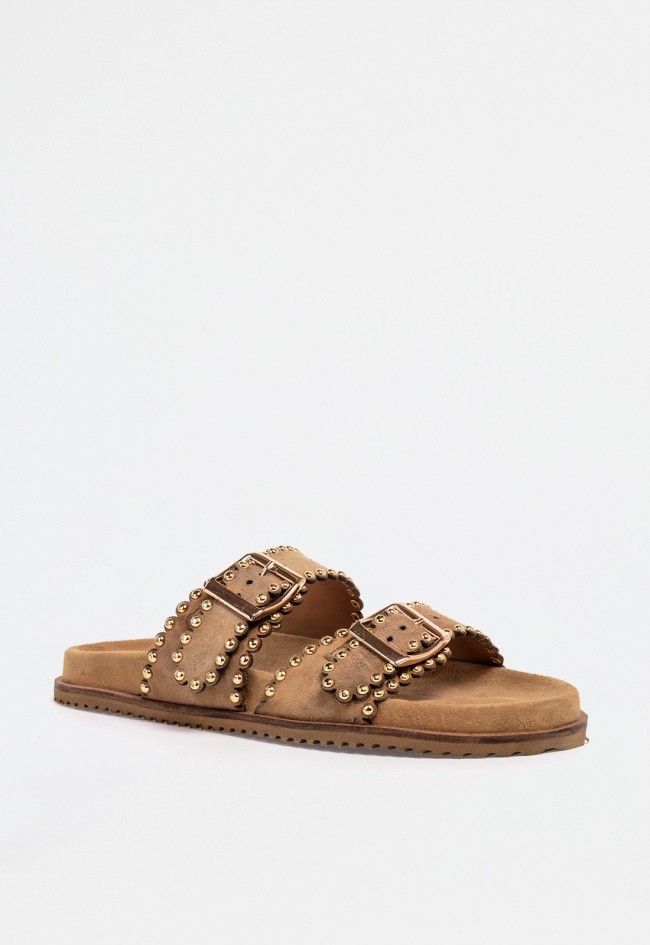 Sandalia plana de mujer en piel color tostado con doble hebilla y tachas doradas – diseño atrevido y actual Glo 4037 mirror