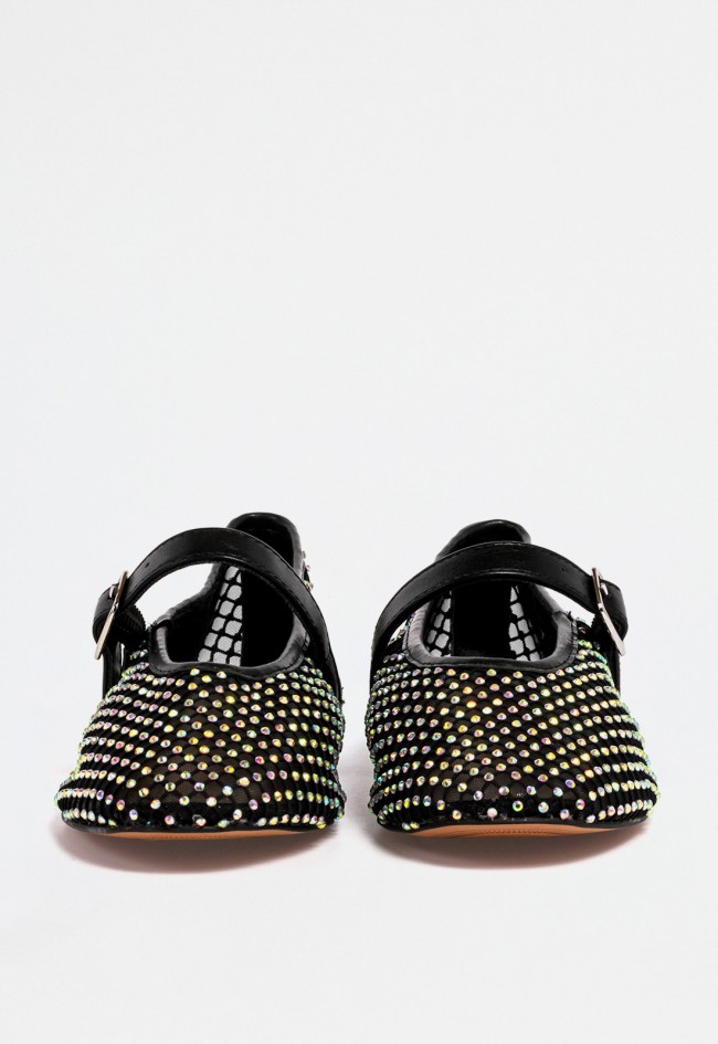 Bailarina negra de rejilla para mujer con abalorios, tira cruzada y cierre de hebilla – delicadeza con carácter VAS c11029